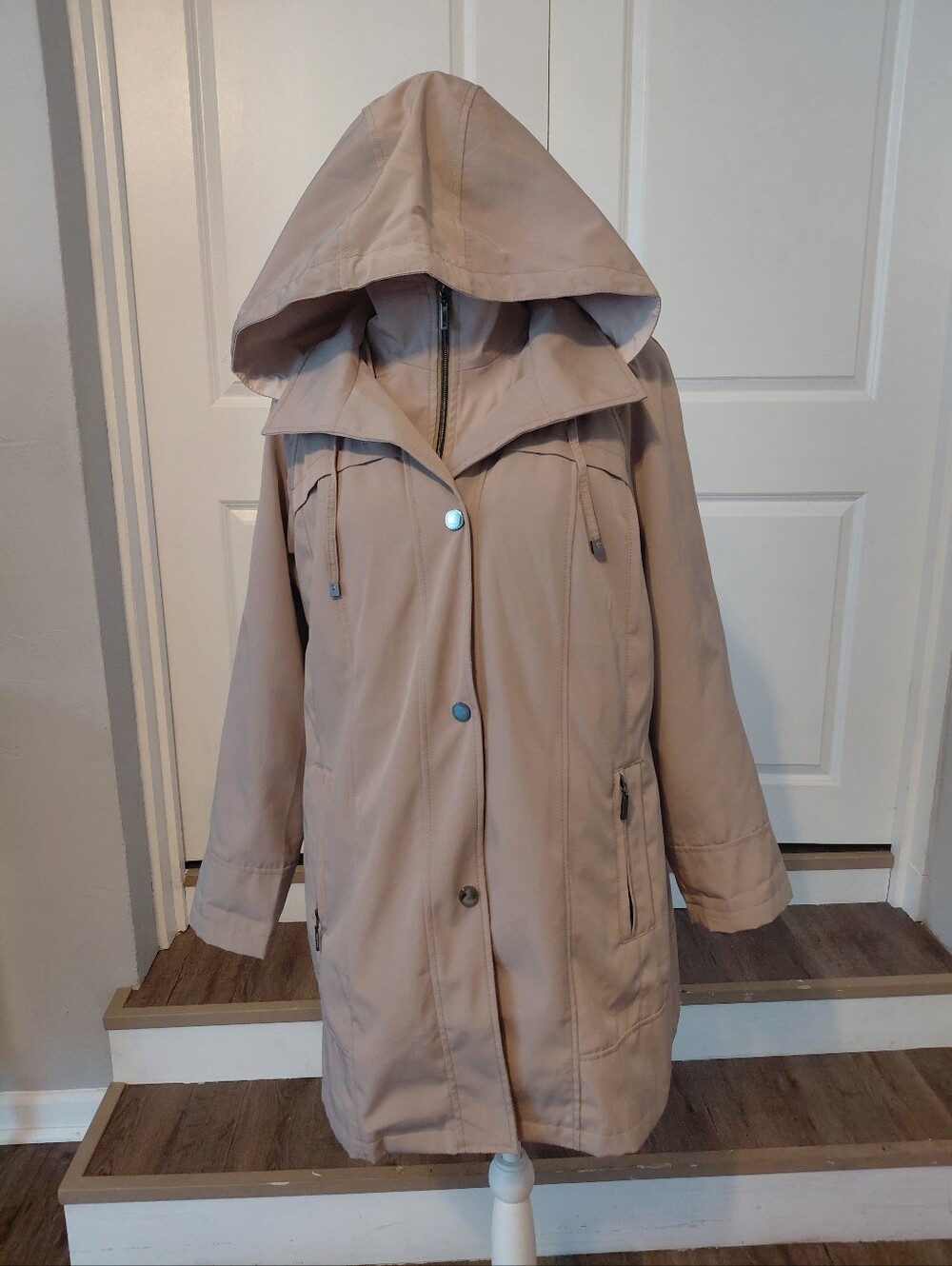 Coldwater Creek Light Taupe All Season Hooded Trench And Travel Jacket Sz L Euc